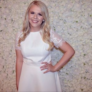 Meet your Posher, Mirela